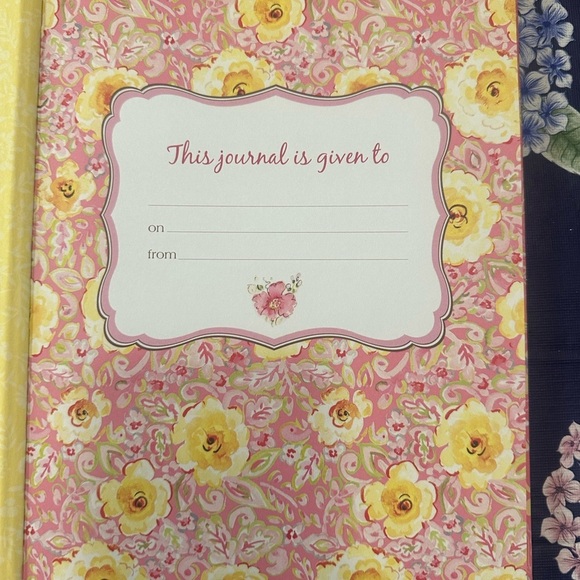 Pink Floral Grandma Journal - Picture 2 of 5